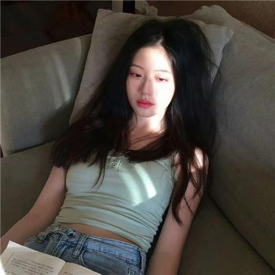 橱窗里的兔子先生